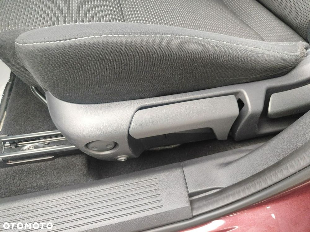 Nissan Qashqai - 17