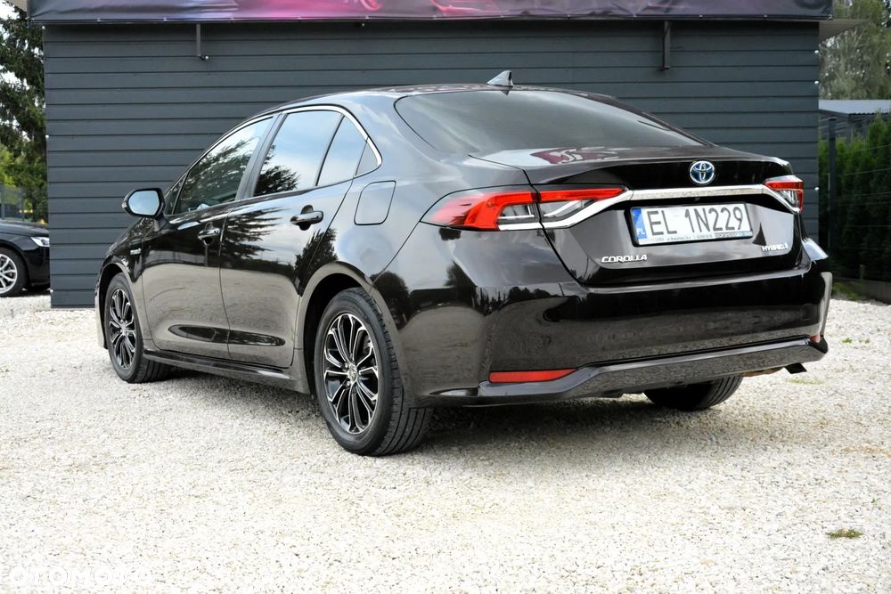 Toyota Corolla 1.8 Hybrid Comfort - 6