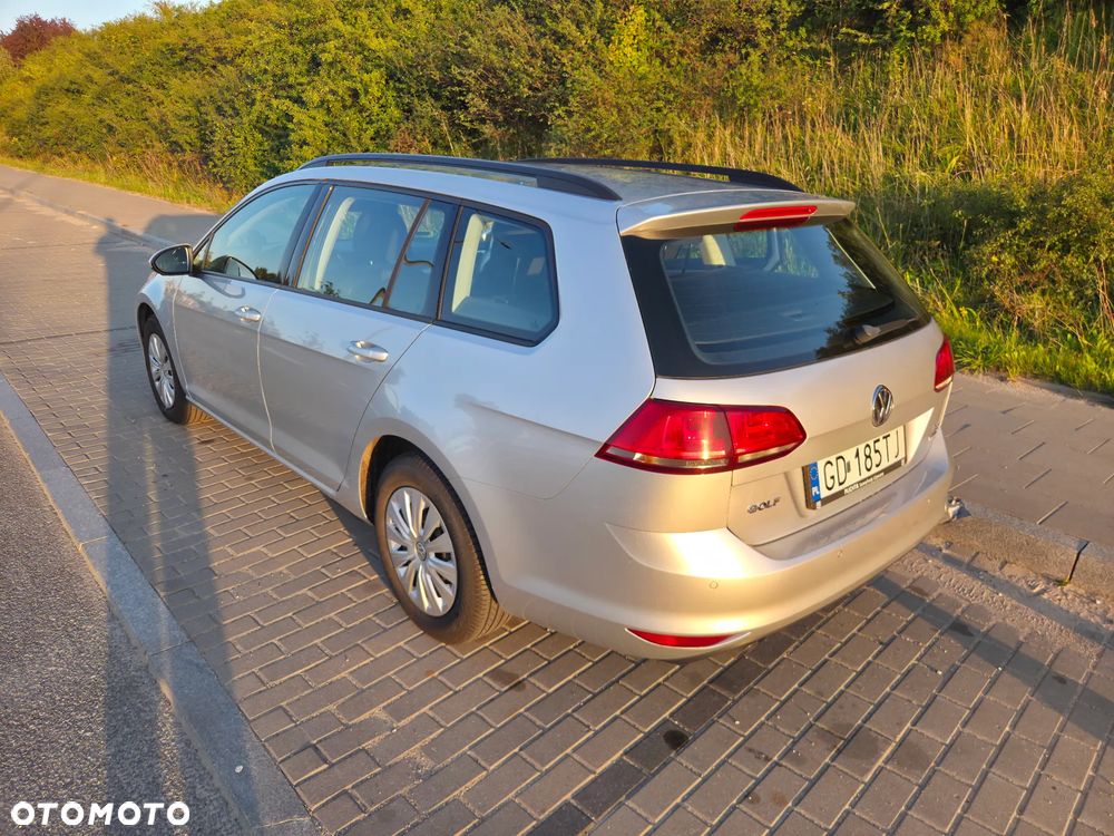Volkswagen Golf 1.6 TDI BMT Comfortline - 5