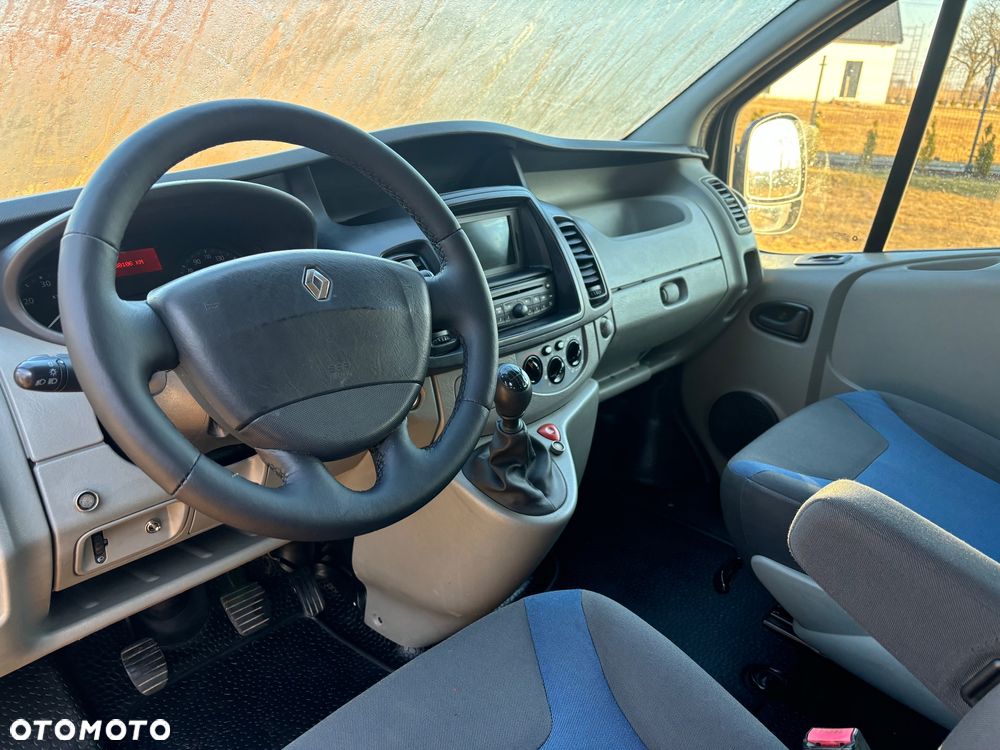Renault Trafic - 15