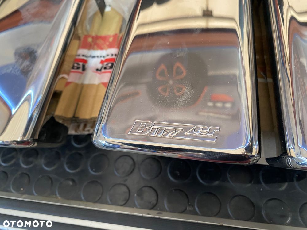 Buzzer PODWÓJNA KOŃCÓWKA WYDECHU RURY WYDECHOWEJ PROSTOKĄTNA 2 x PODWÓJNE KOŃCÓWKI  WYDECHU  PROSTOKĄTNE FIRMY BUZZER prostokąt długa długie z kwasówki blachy nierdzewnej Kwasówka blacha nierdzewna bus do busa Renault Trafic Mercedes vito Volkswagen vw t5 ford custom transit Toyota proace - 12