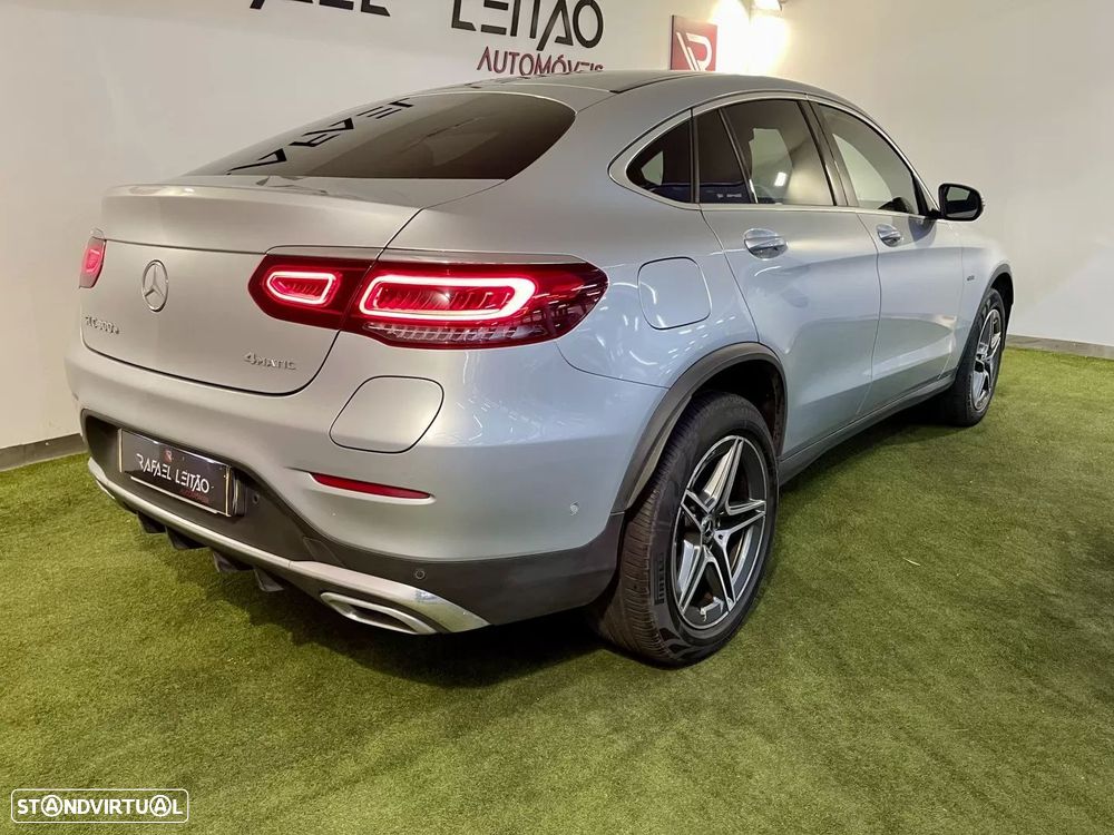 Mercedes-Benz GLC 300 e Coupé 4Matic - 9