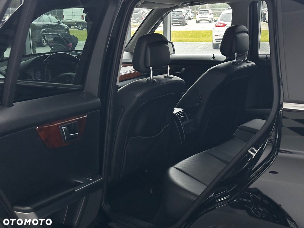 Mercedes-Benz GLK 350 4Matic 7G-TRONIC - 13