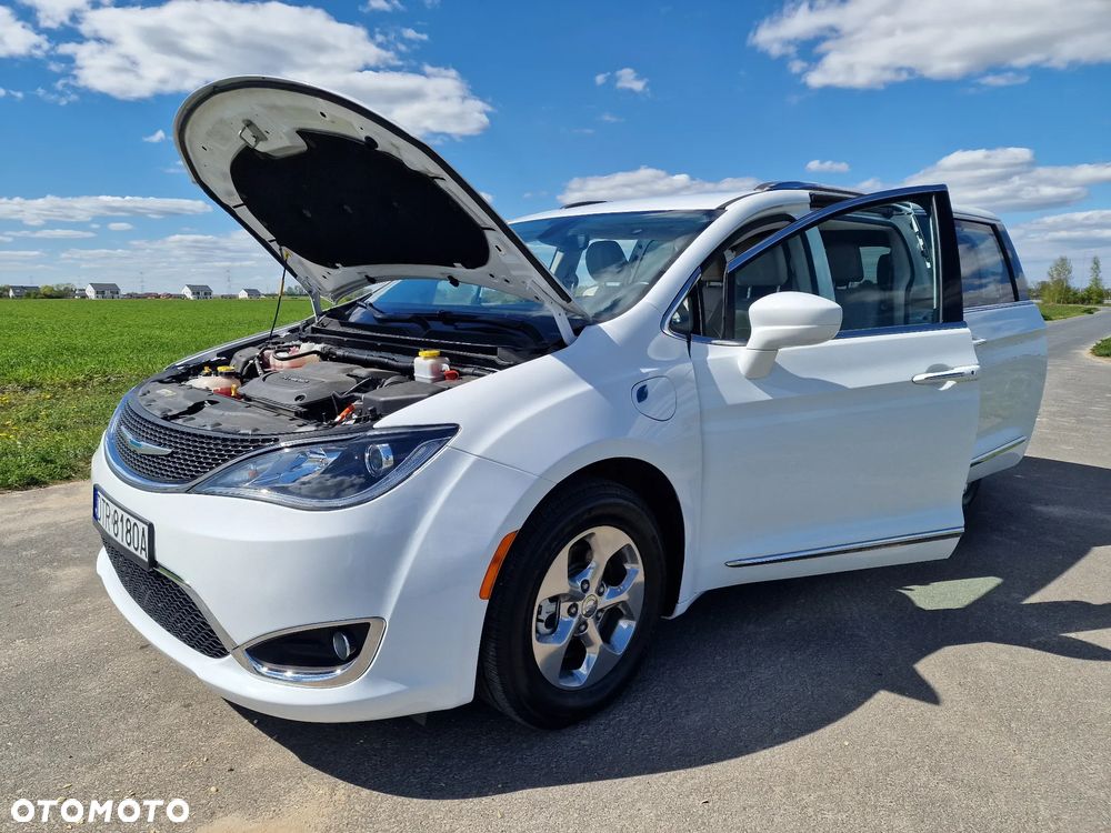 Chrysler Pacifica - 38