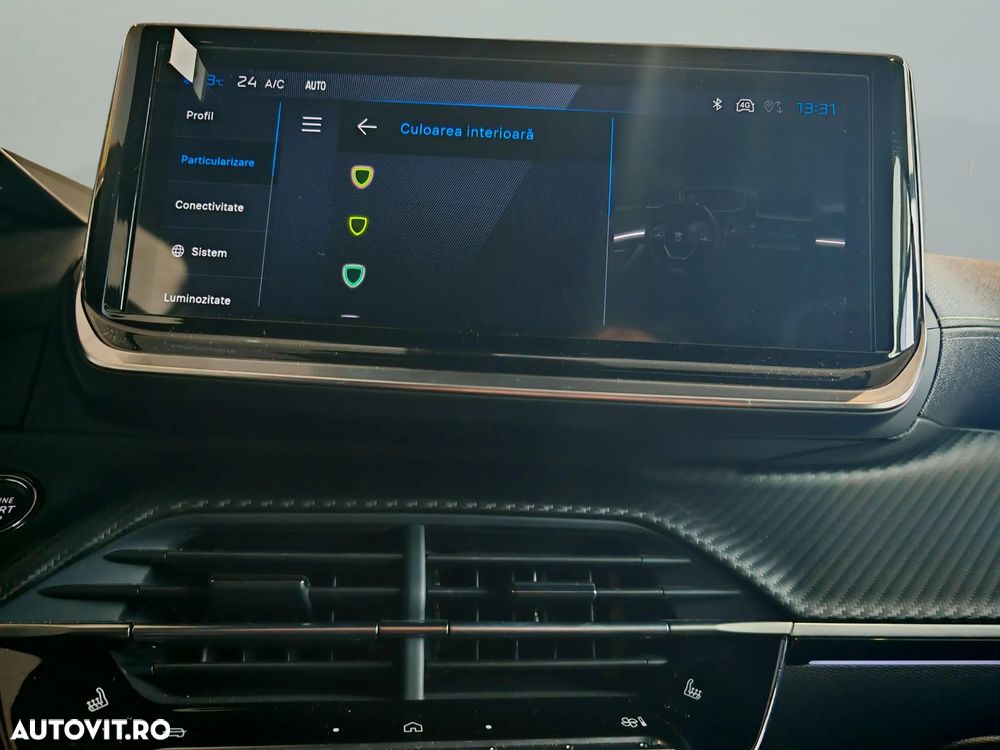 Peugeot 2008 1.2L e-DCS6 MHEV GT - 28