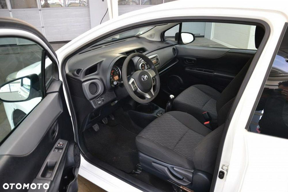 Toyota Yaris - 9