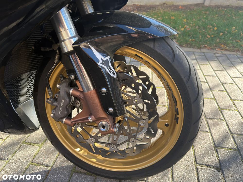 Honda CBR - 16