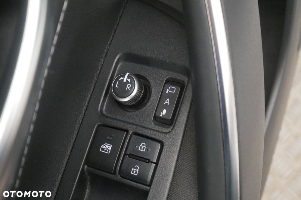 Toyota Corolla 1.8 Hybrid Comfort - 28