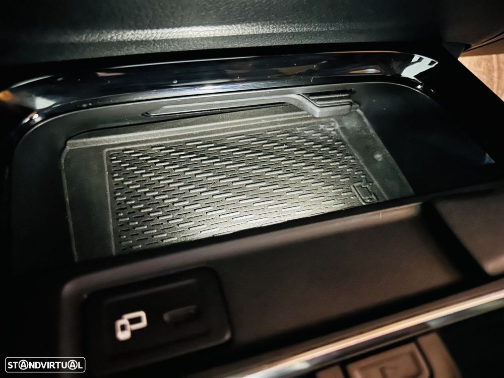 Mercedes-Benz GLA 250 e Progressive - 29