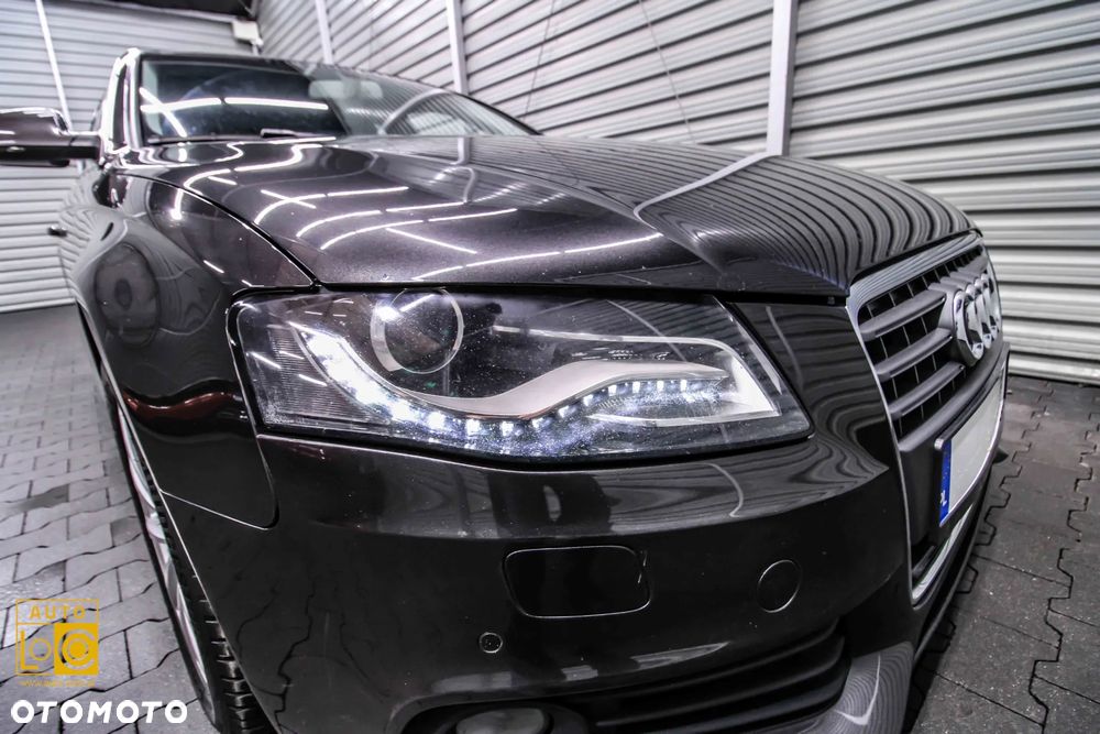 Audi A4 Avant 2.0 TDI - 26