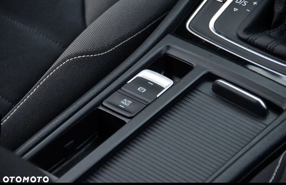 Volkswagen Golf 1.4 TSI BlueMotion Technology DSG Highline - 14