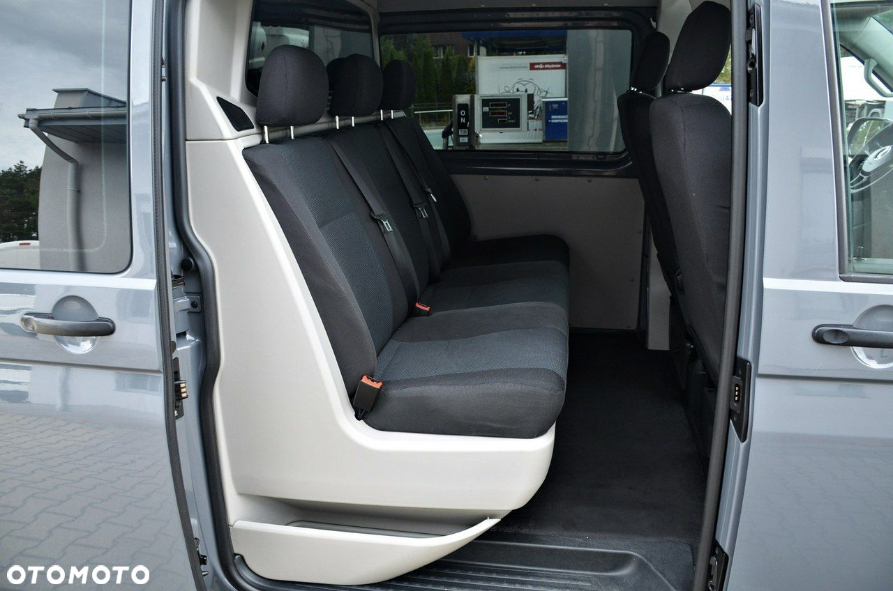 Volkswagen Transporter - 15