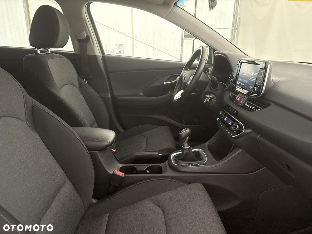 Hyundai i30 - 22