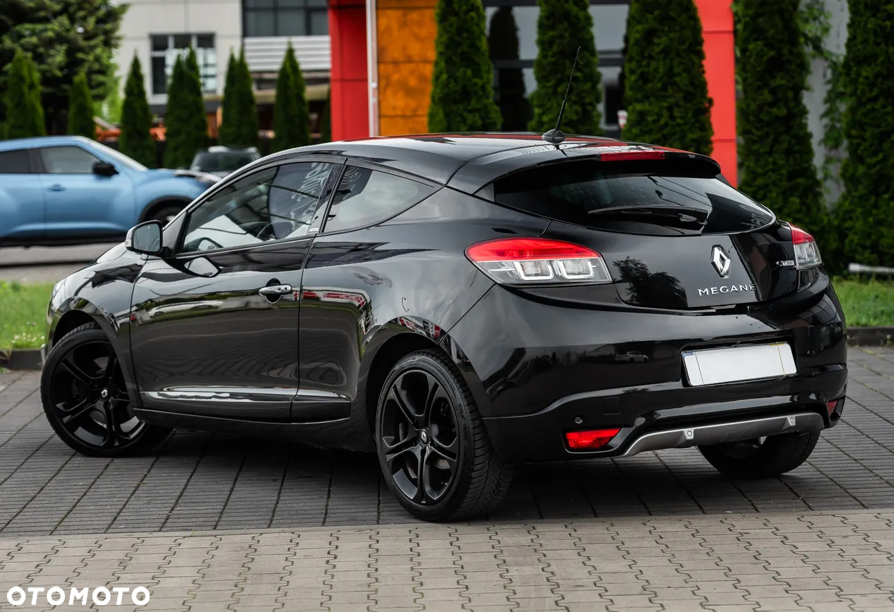 Renault Megane 220 GT - 9