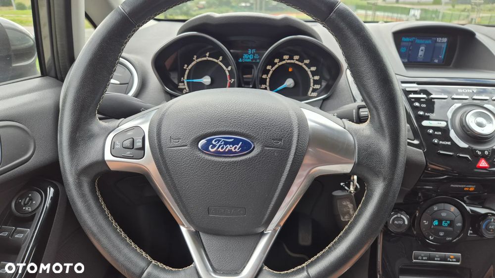Ford Fiesta 1.0 EcoBoost STart-Stop Titanium - 28