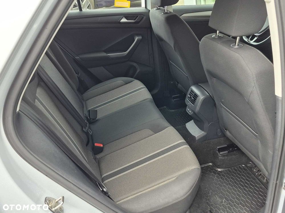 Volkswagen T-Roc 1.0 TSI Advance - 9