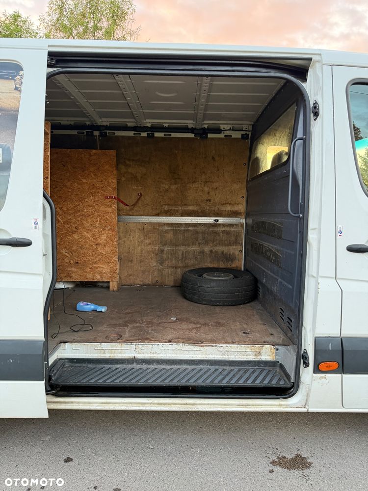 Volkswagen Crafter - 36