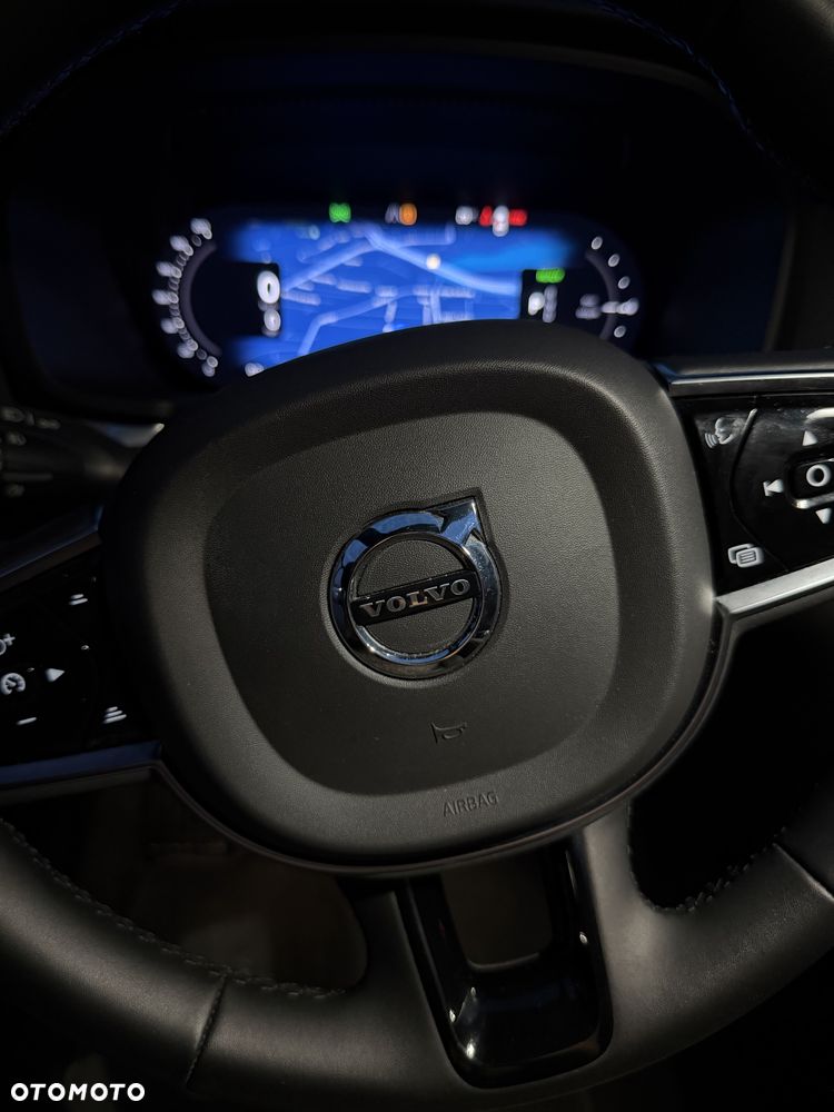 Volvo S60 T8 Recharge AWD Plus Dark - 17