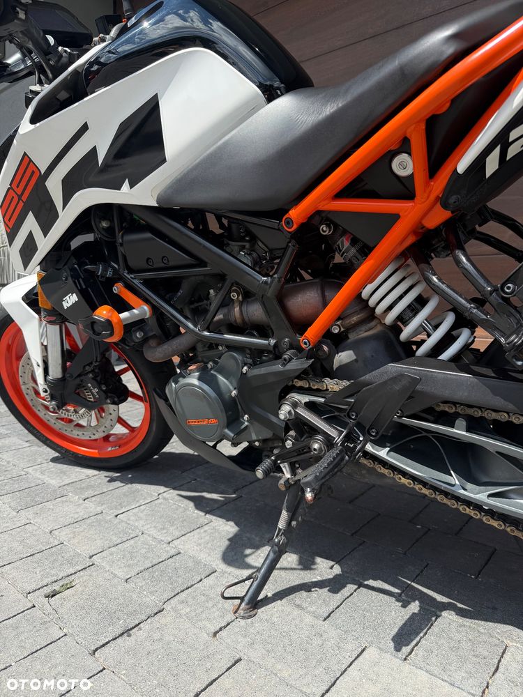 KTM Duke 125 - 8