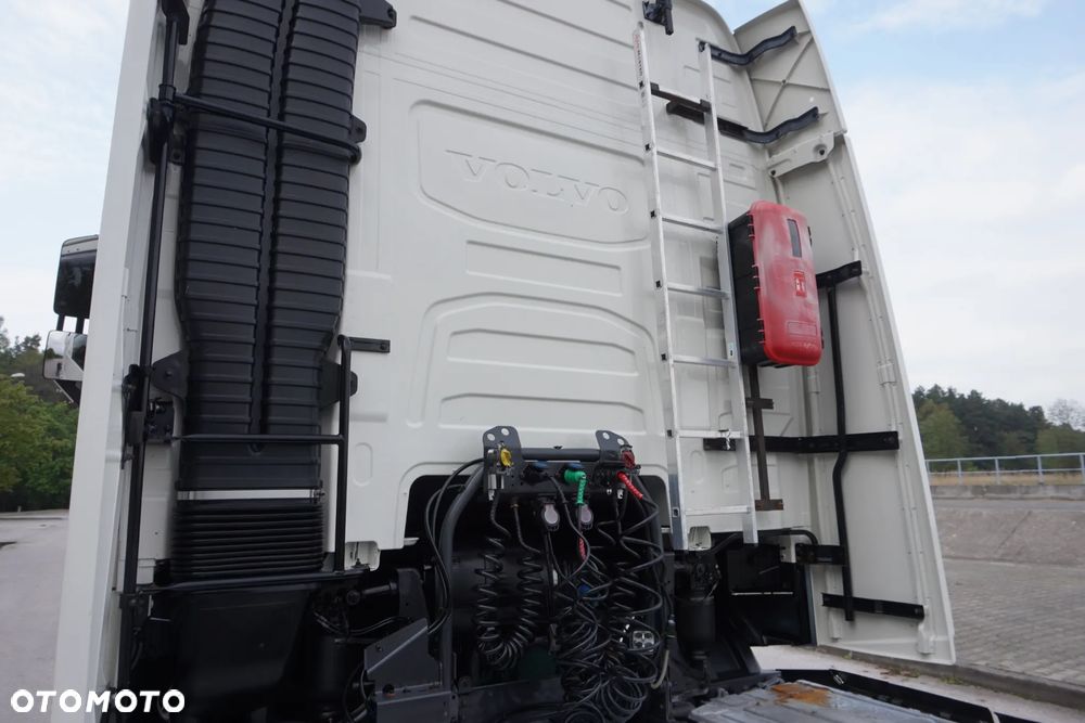 Volvo FH 500 XXL / STANDARD / ACC / XENONY / SALON PL / IDEALNY. - 13