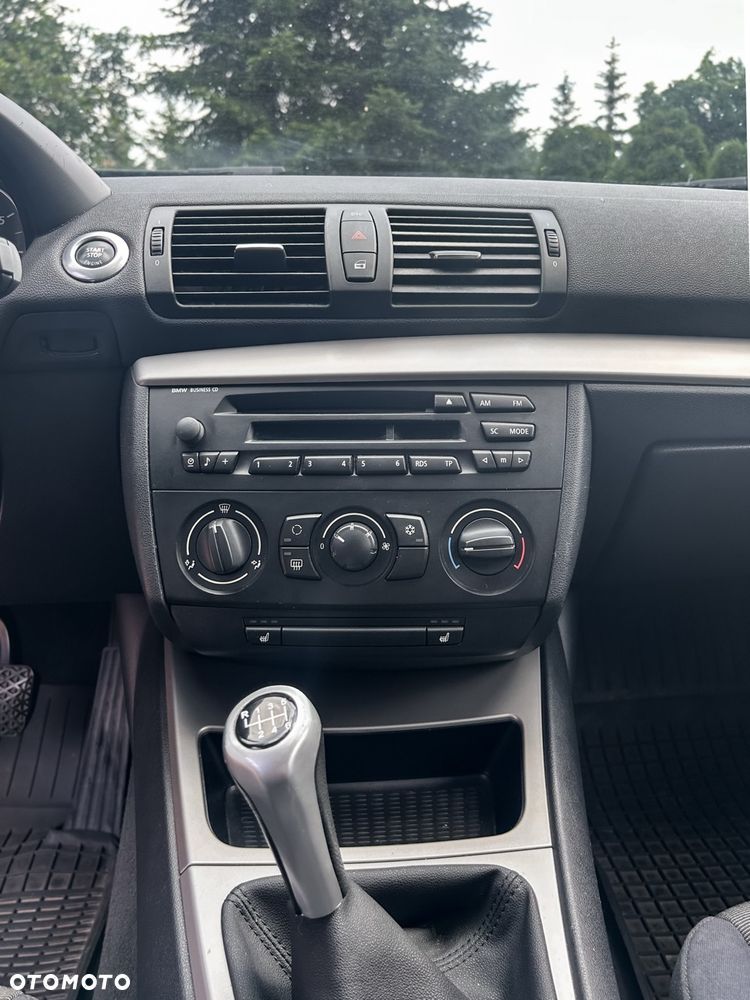 BMW Seria 1 116i - 8