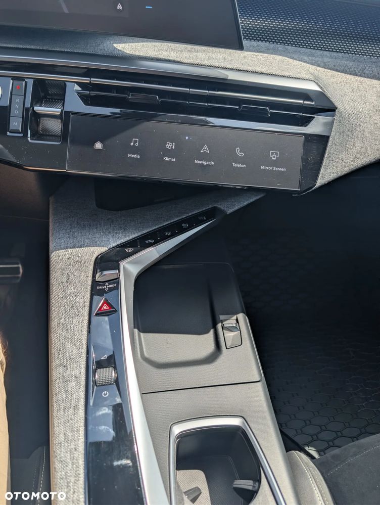 Peugeot 3008 - 23