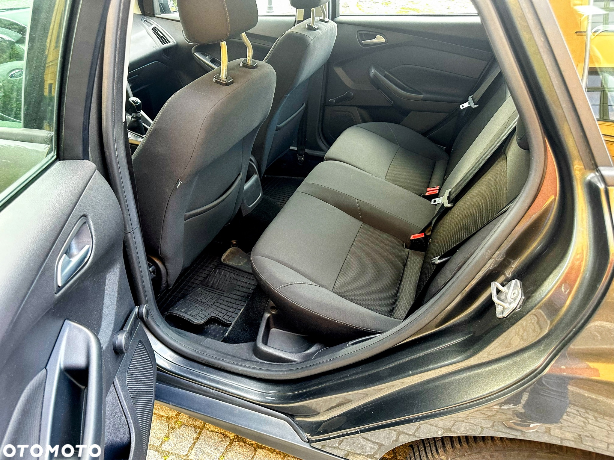 Ford Focus 1.6 Trend - 10