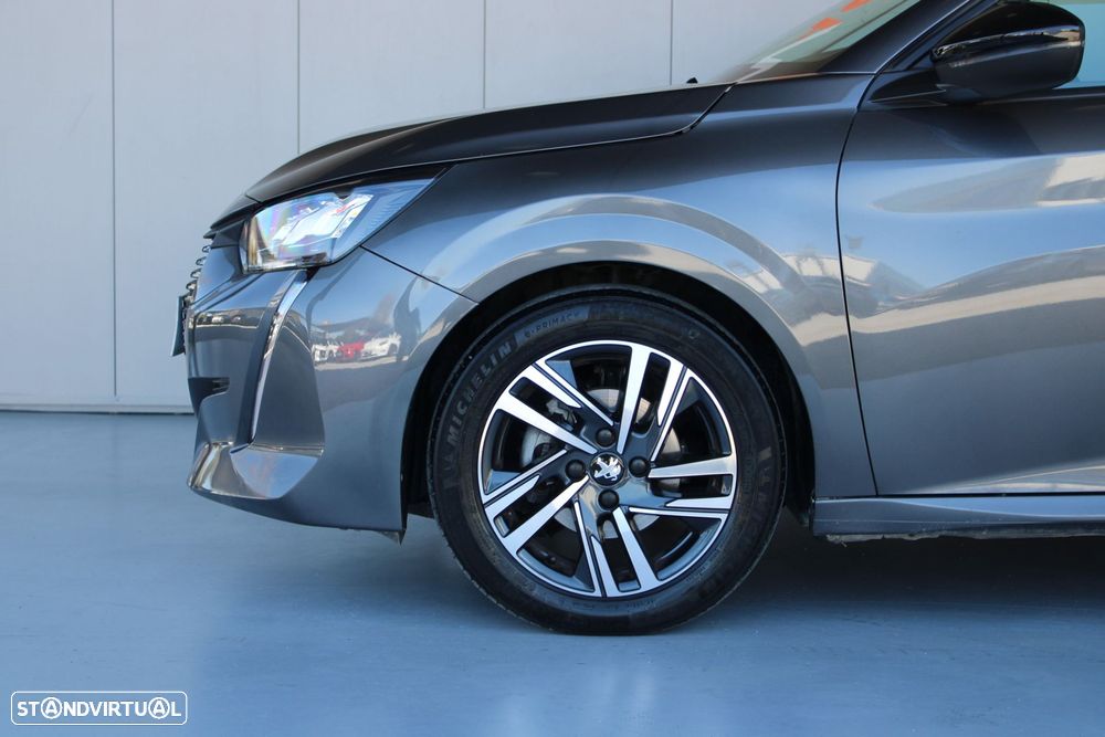 Peugeot 208 1.2 PureTech SE Style - 17