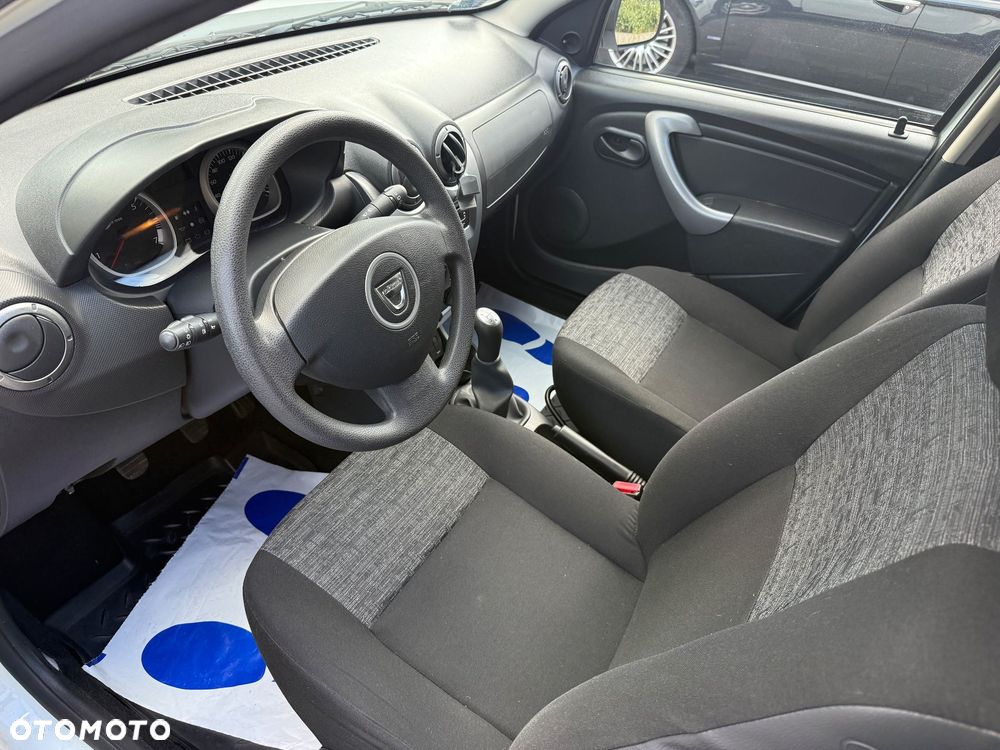 Dacia Duster 1.6 - 10