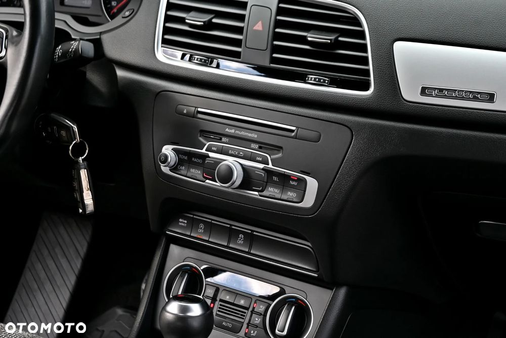 Audi Q3 2.0 TDI Quattro Design S tronic - 25