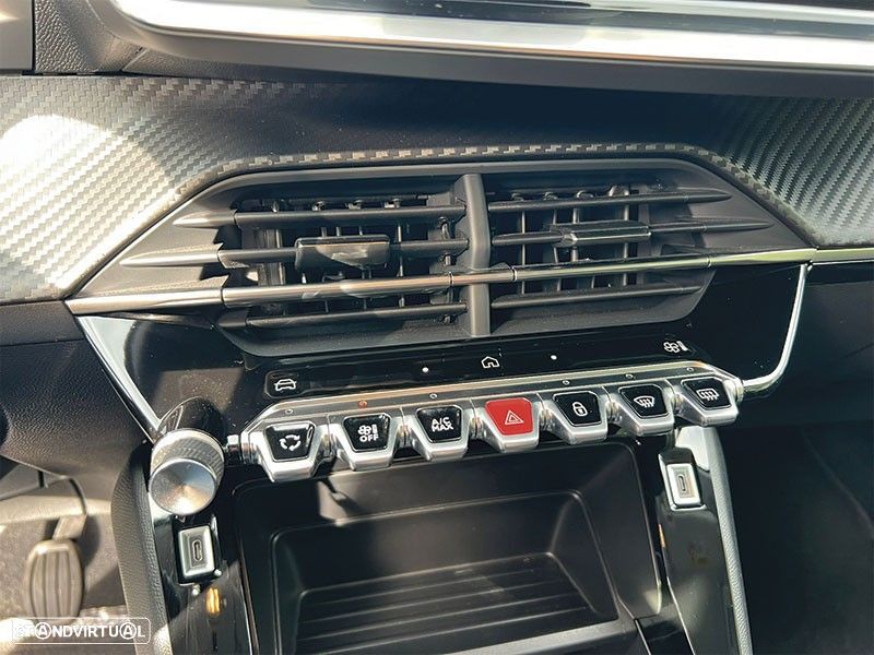 Peugeot 208 1.2 PureTech Active - 13