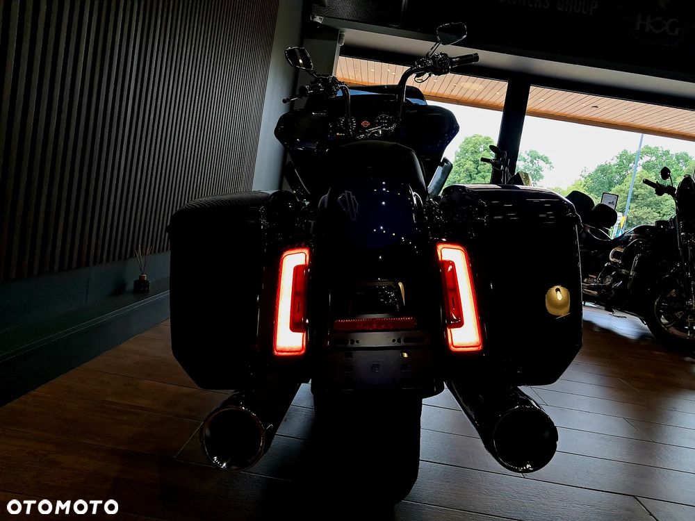 Harley-Davidson Touring Road Glide - 9
