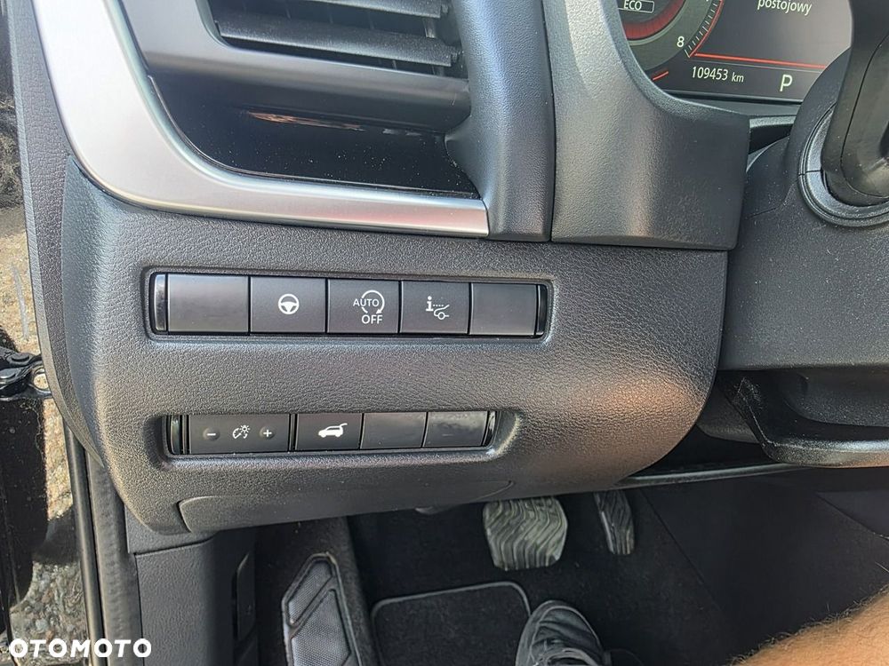 Nissan Qashqai 1.3 DIG-T N-Connecta DCT - 6