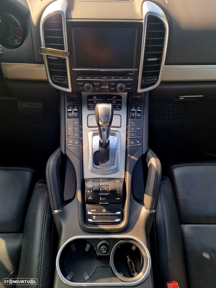 Porsche Cayenne 3.0 V6 - 18