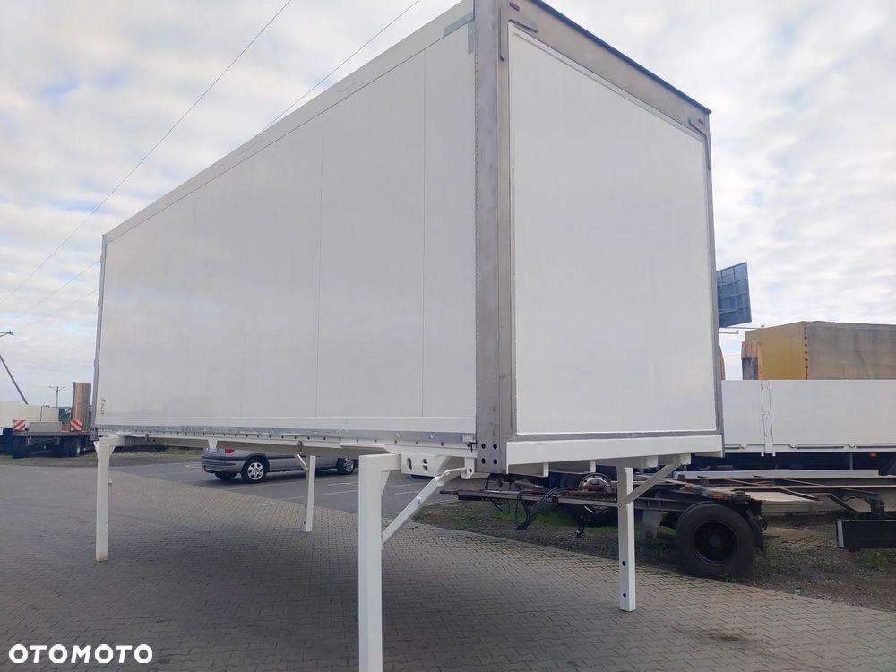 Schmitz Cargobull Izoterma BDF SCHMITZ stan idealny wysokość 258 cm - 6