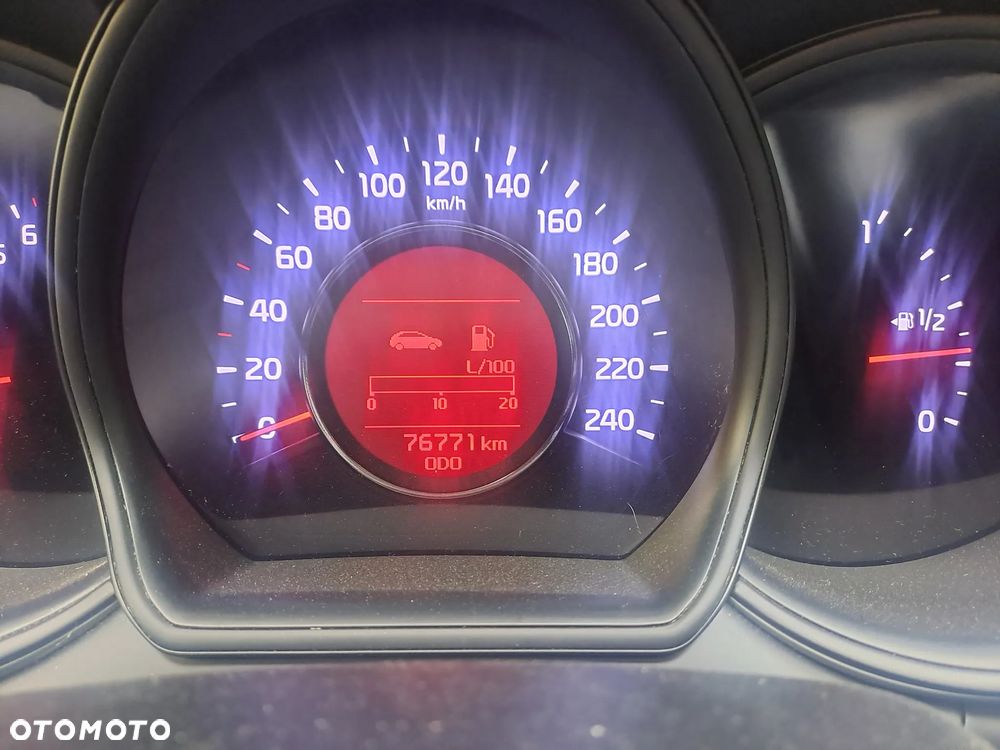 Kia Ceed 1.0 T-GDI 100 ISG Dream Team Edition - 8