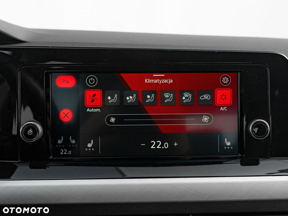 Volkswagen Golf - 22