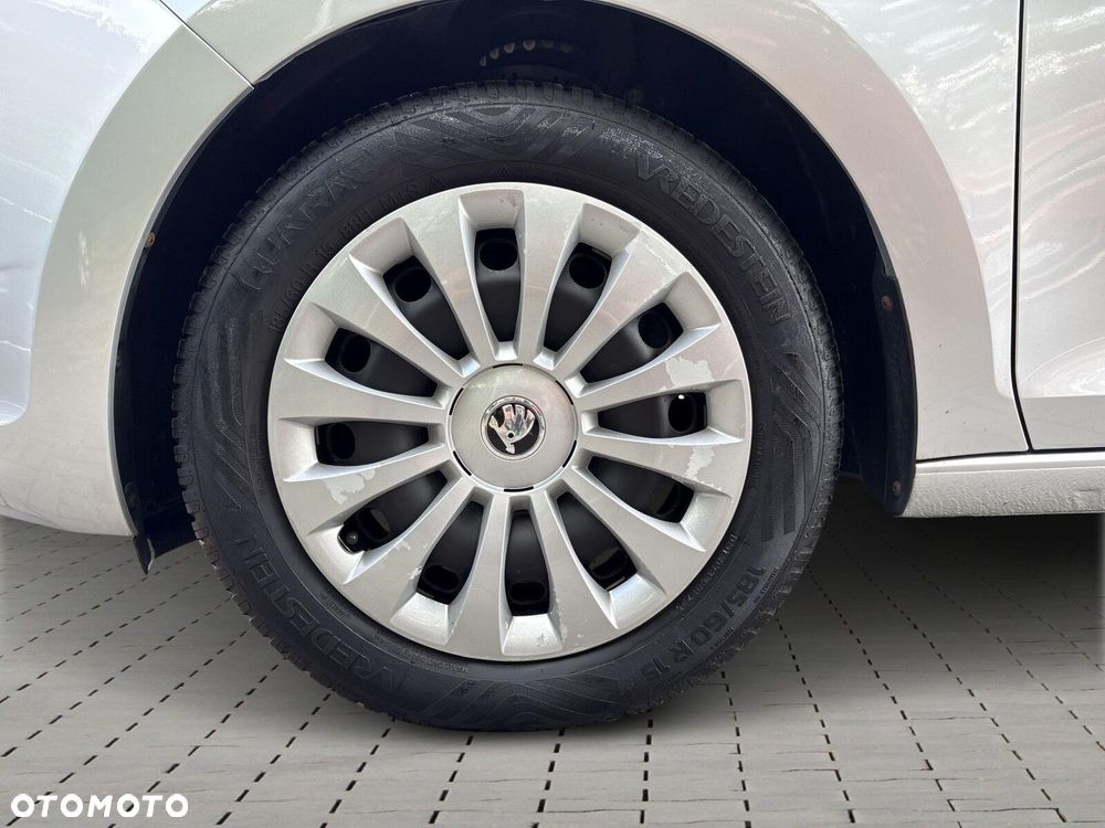 Skoda RAPID Spb 1.0 TSI Ambition - 26