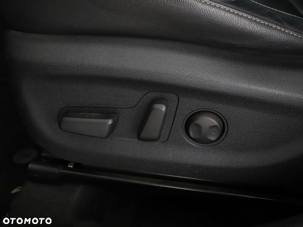 Kia Niro 1.6 GDI Hybrid M - 38