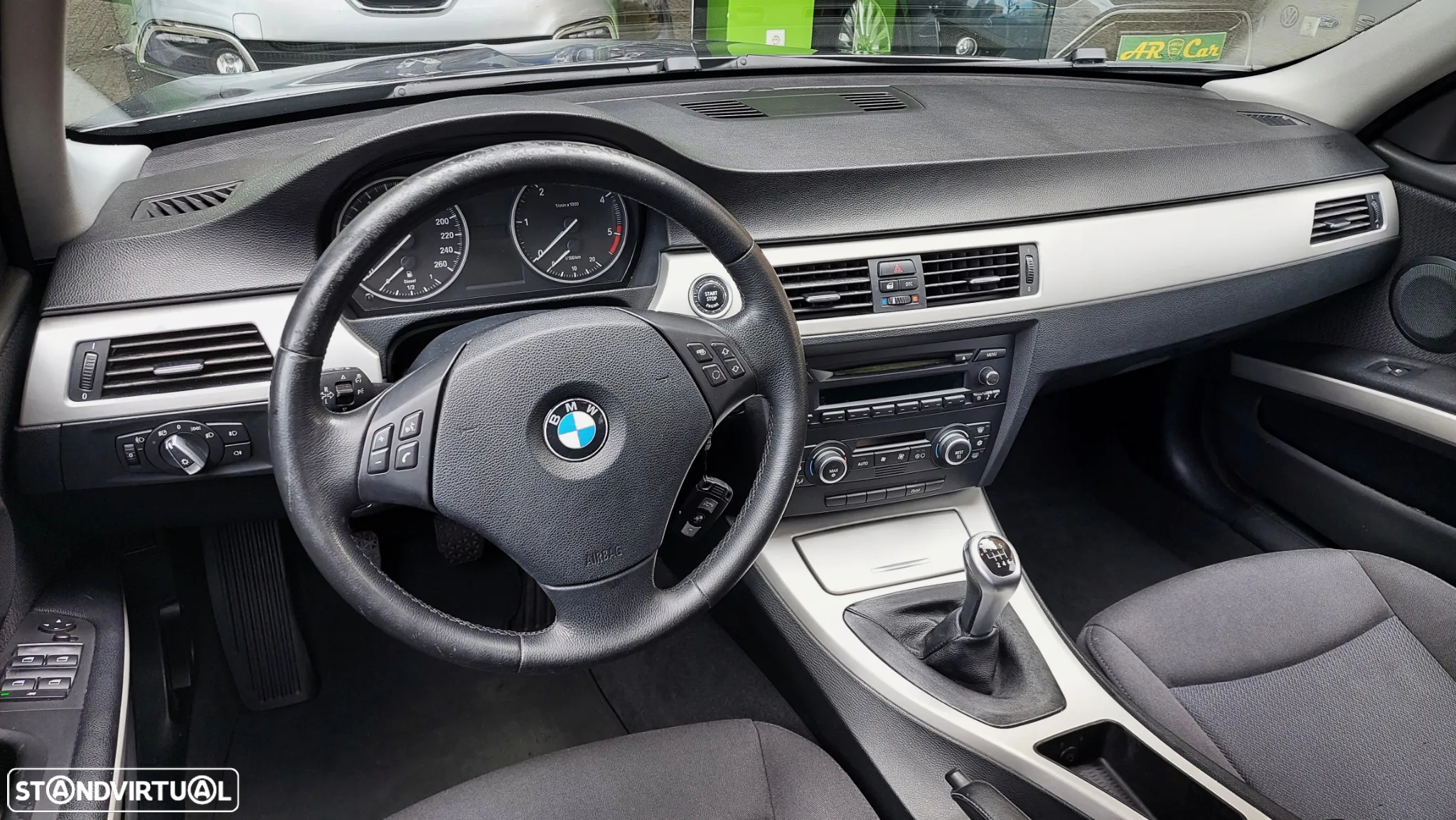 BMW 318 d Touring - 8