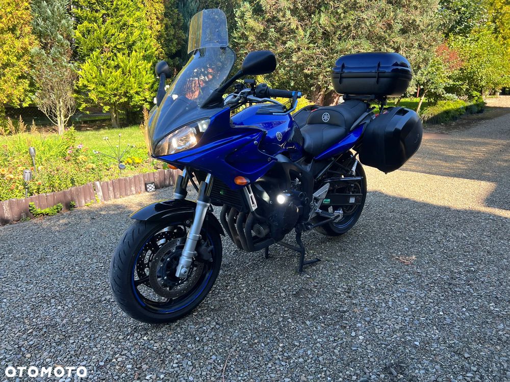 Yamaha FZ6 - 1