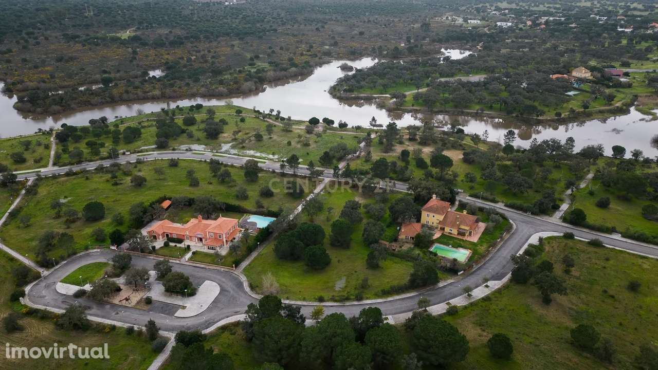 Lote Exclusivo com 2.150 m2 para moradia | Vila Nova de Santo Estevão - Grande imagem: 2/8