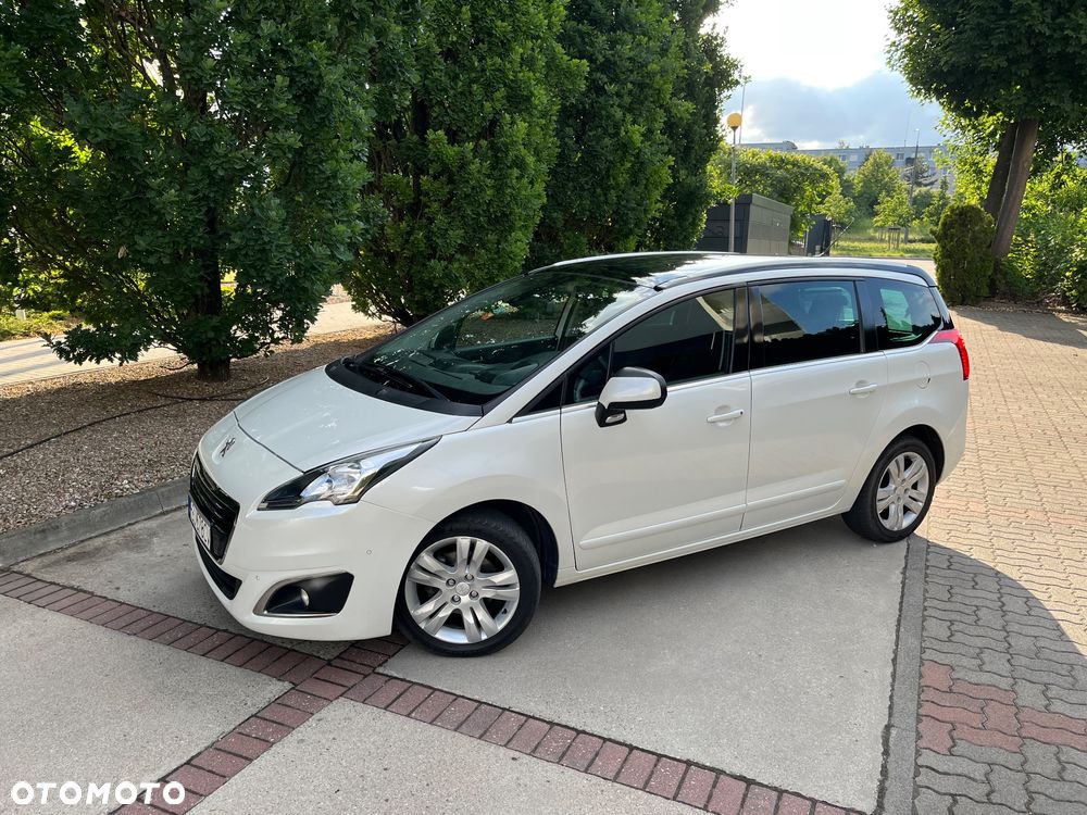 Peugeot 5008 HDI 115 Allure - 4