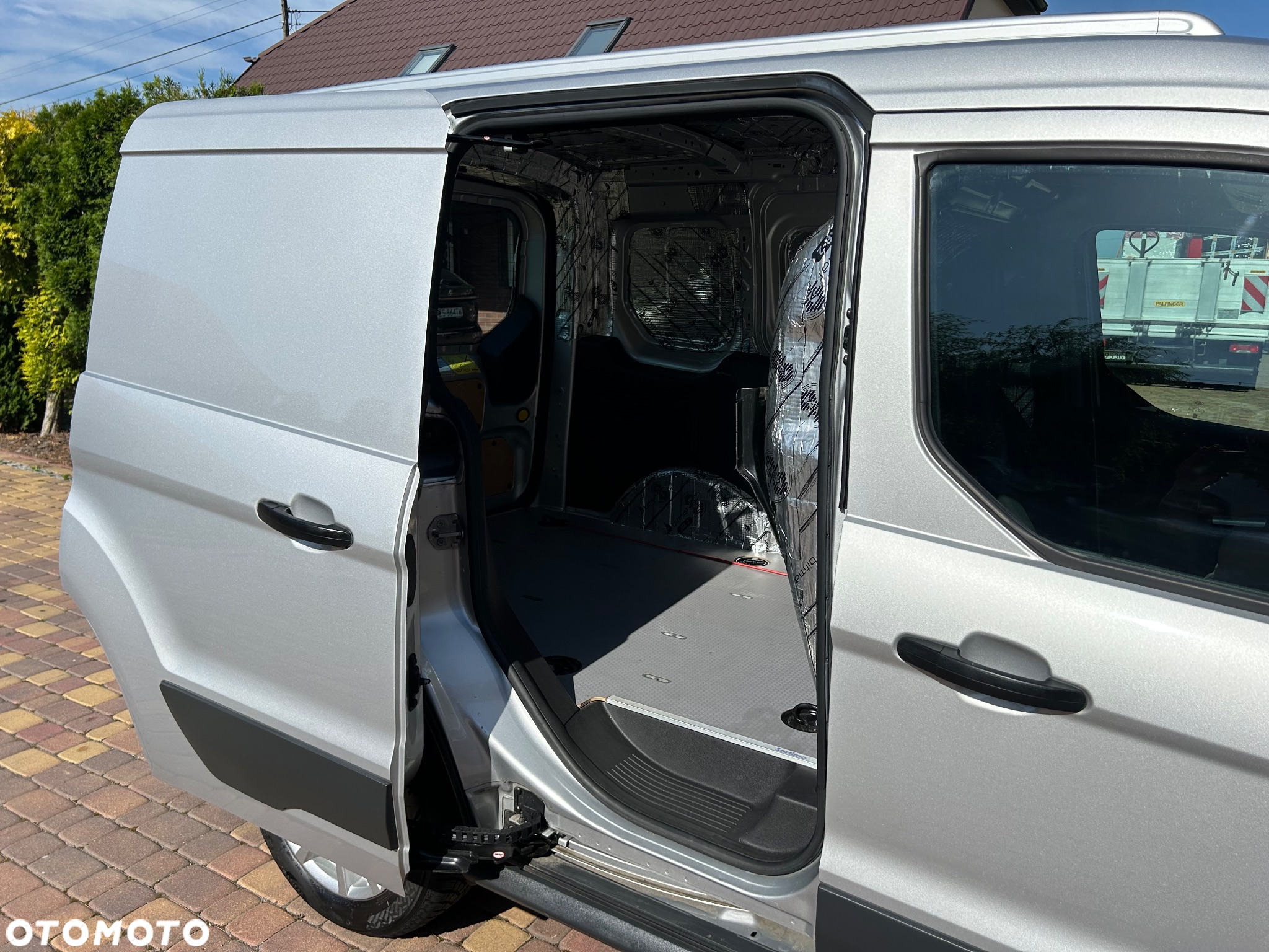 Ford Transit Connect - 28