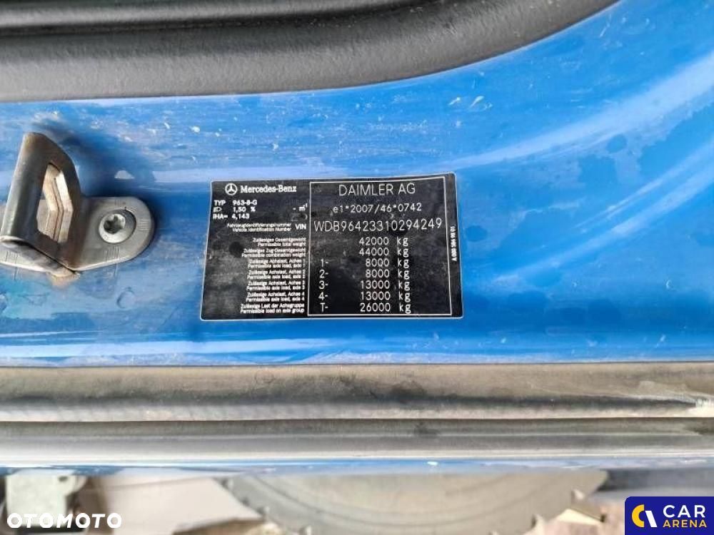 Mercedes-Benz Arocs - 8