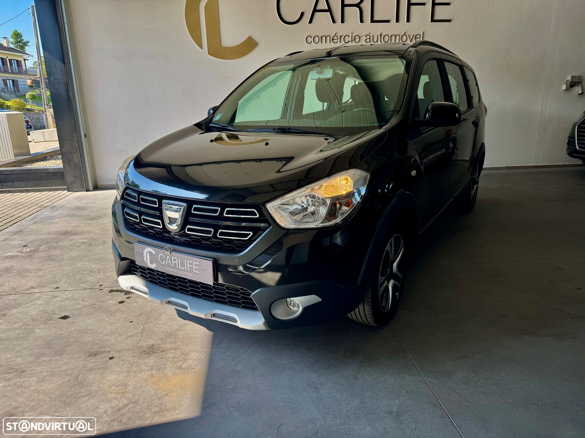 Dacia Lodgy 1.3 TCe Stepway 7L - 21