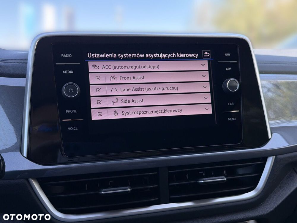 Volkswagen T-Roc 1.5 TSI Style DSG - 28