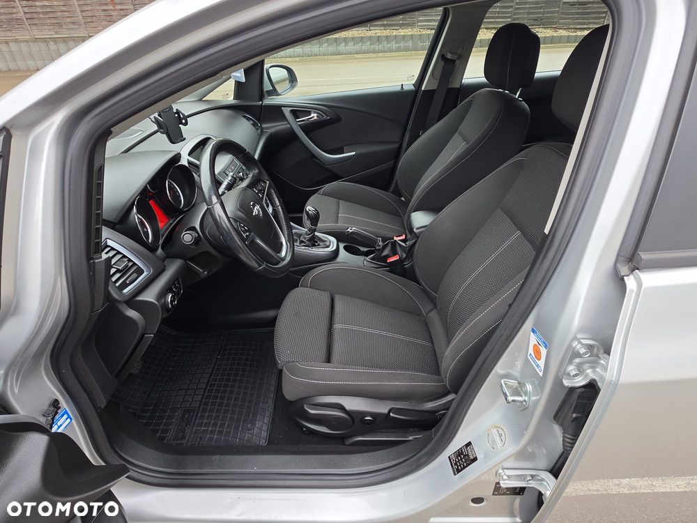 Opel Astra - 16