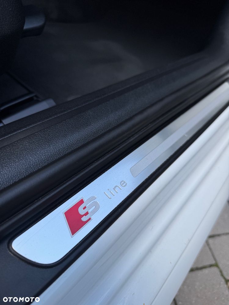 Audi A4 Avant 2.0 TDI DPF clean diesel quattro S line Sportpaket - 20