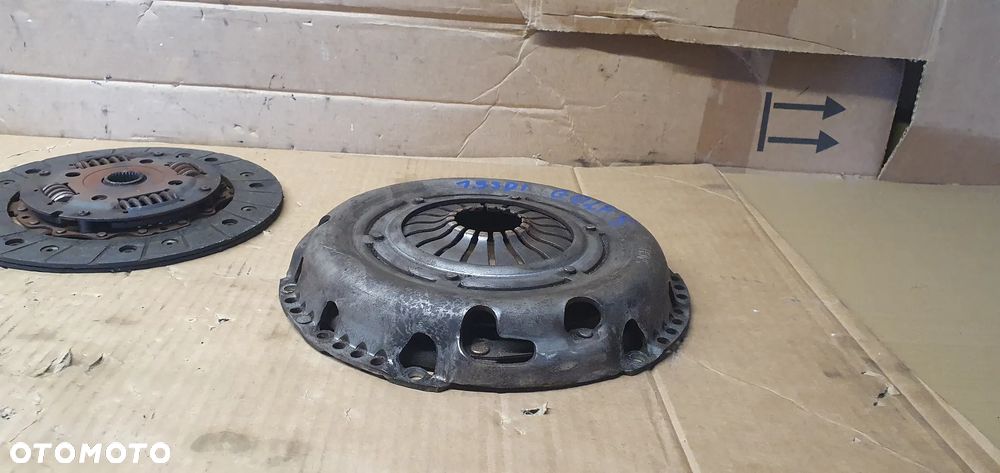 Sprzęgło koło zamachowe sztywne jednomasowe VW Golf V 2.0 SDI 038105273F - 6